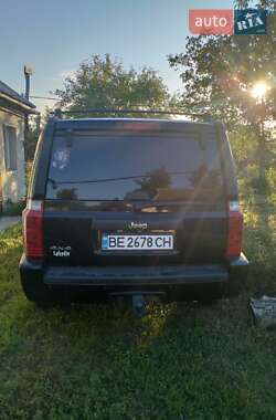 Внедорожник / Кроссовер Jeep Commander 2006 в 