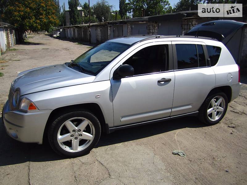 Jeep Compass 2008 года