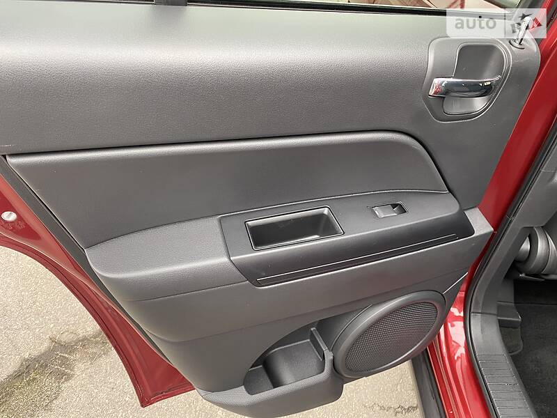 Внедорожник / Кроссовер Jeep Compass 2013 в Каменском фото 23 Внедорожник / Кроссовер Jeep Compass 2013 в Каменском