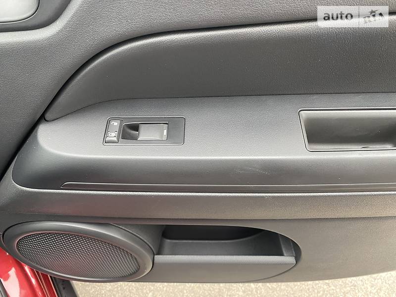 Внедорожник / Кроссовер Jeep Compass 2013 в Каменском фото 31 Внедорожник / Кроссовер Jeep Compass 2013 в Каменском