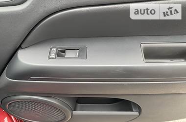 Позашляховик / Кросовер Jeep Compass 2013 в 