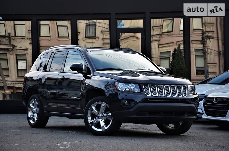 Позашляховик / Кросовер Jeep Compass 2015 в 