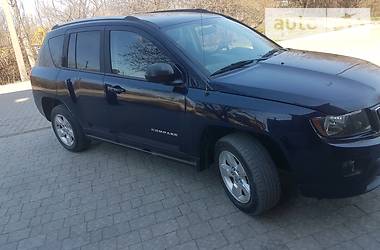 Позашляховик / Кросовер Jeep Compass 2014 в 
