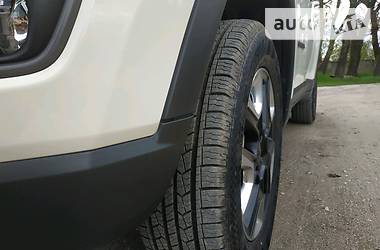 Позашляховик / Кросовер Jeep Compass 2018 в 