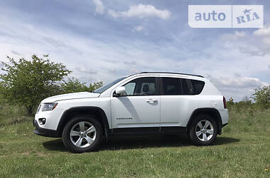 Позашляховик / Кросовер Jeep Compass 2014 в 