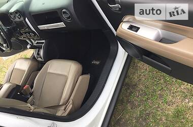 Позашляховик / Кросовер Jeep Compass 2013 в 