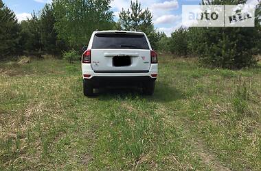 Позашляховик / Кросовер Jeep Compass 2013 в 