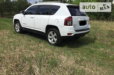 Позашляховик / Кросовер Jeep Compass 2013 в 