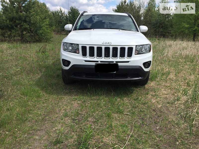 Позашляховик / Кросовер Jeep Compass 2013 в 