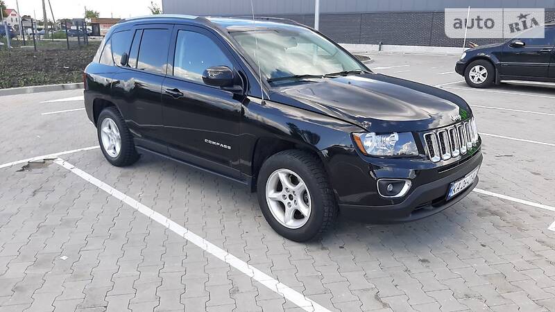 Позашляховик / Кросовер Jeep Compass 2015 в Києві
