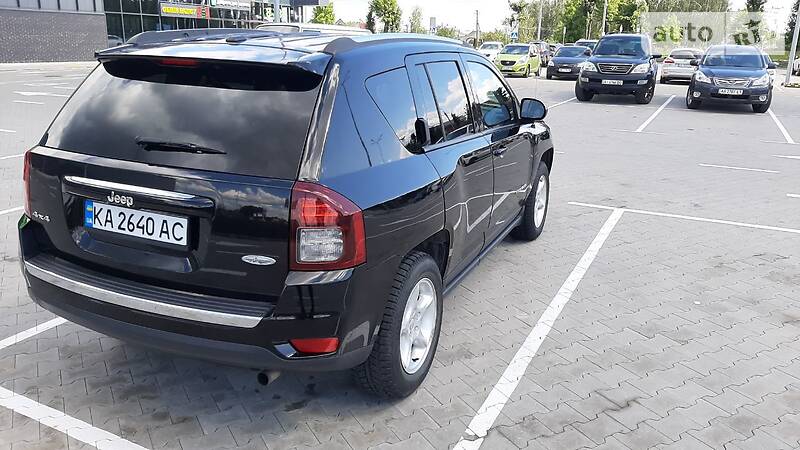 Позашляховик / Кросовер Jeep Compass 2015 в Києві
