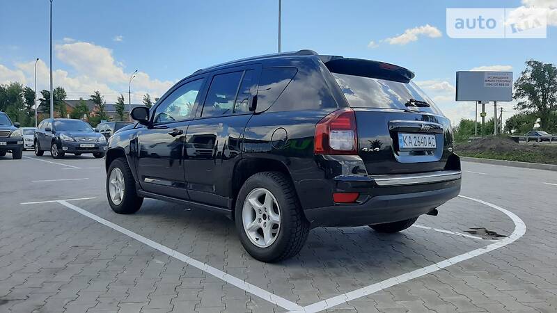 Позашляховик / Кросовер Jeep Compass 2015 в Києві