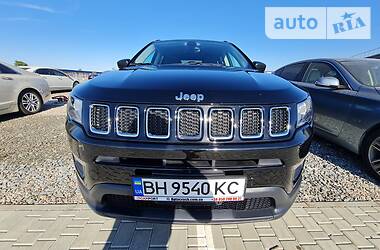 Позашляховик / Кросовер Jeep Compass 2017 в 