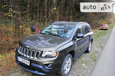 Внедорожник / Кроссовер Jeep Compass 2015 в Ивано-Франковске