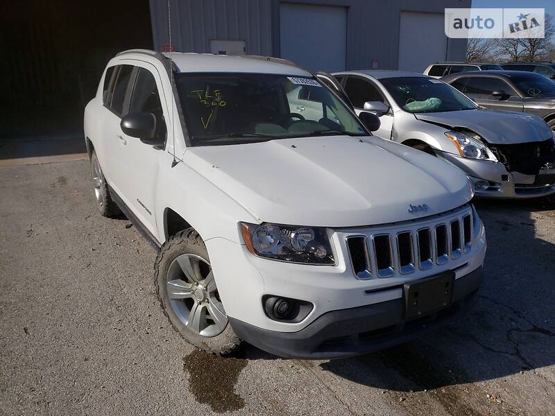 Внедорожник / Кроссовер Jeep Compass 2015 в Днепре