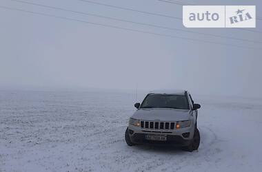 Внедорожник / Кроссовер Jeep Compass 2011 в Днепре