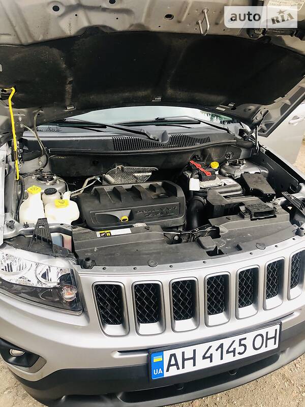 Внедорожник / Кроссовер Jeep Compass 2016 в Покровске