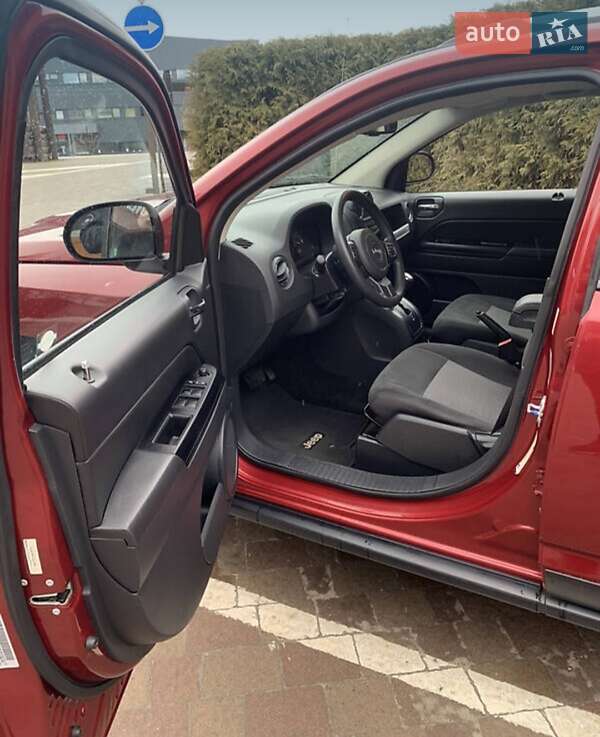 Внедорожник / Кроссовер Jeep Compass 2016 в Киеве