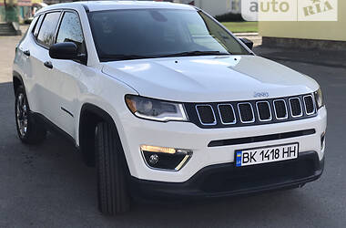 Внедорожник / Кроссовер Jeep Compass 2017 в Костополе