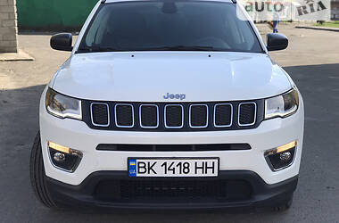 Внедорожник / Кроссовер Jeep Compass 2017 в Костополе