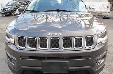 Внедорожник / Кроссовер Jeep Compass 2017 в Киеве