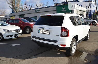 Позашляховик / Кросовер Jeep Compass 2016 в Києві