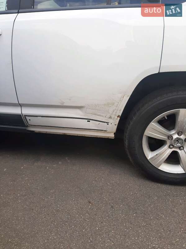 Позашляховик / Кросовер Jeep Compass 2011 в Боярці