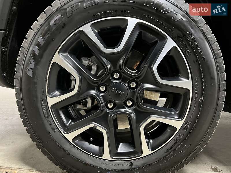 Внедорожник / Кроссовер Jeep Compass 2020 в Киеве