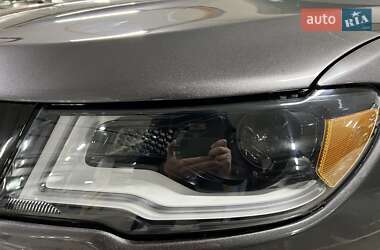 Внедорожник / Кроссовер Jeep Compass 2020 в 