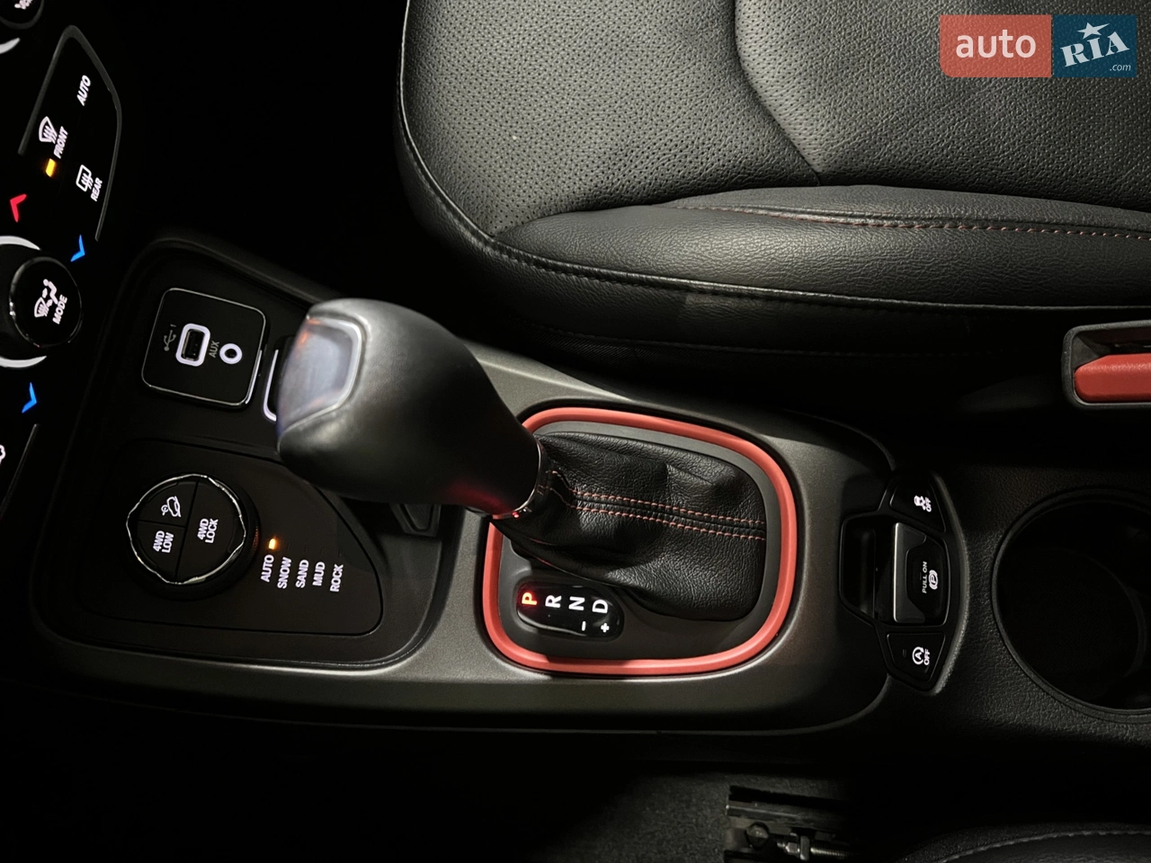 2020 Jeep Compass - мініатюра 64