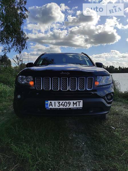 Внедорожник / Кроссовер Jeep Compass 2016 в Барышевке