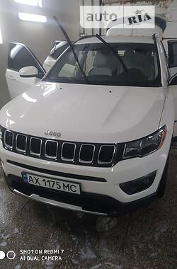 Внедорожник / Кроссовер Jeep Compass 2017 в Чутове