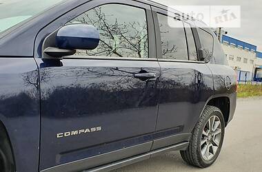 Внедорожник / Кроссовер Jeep Compass 2013 в Вараше