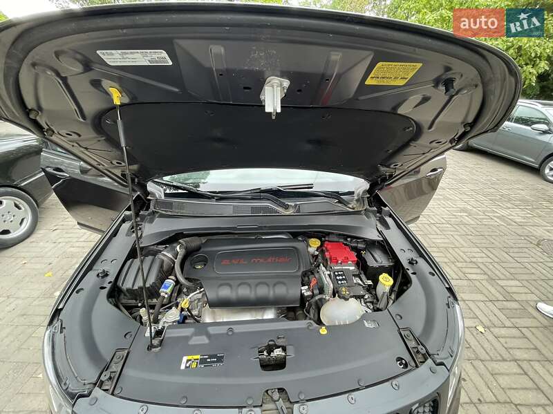 Внедорожник / Кроссовер Jeep Compass 2020 в Ужгороде