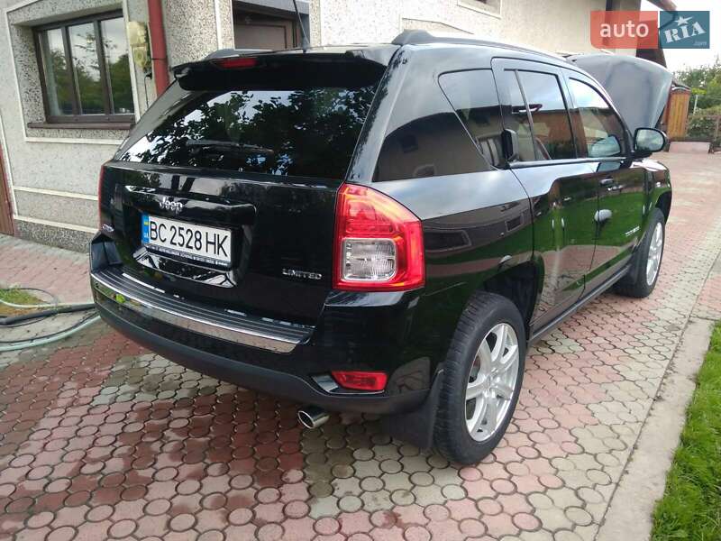 Внедорожник / Кроссовер Jeep Compass 2012 в Киеве