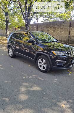 Внедорожник / Кроссовер Jeep Compass 2017 в Днепре