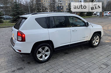 Позашляховик / Кросовер Jeep Compass 2016 в 