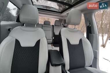Внедорожник / Кроссовер Jeep Compass 2017 в 