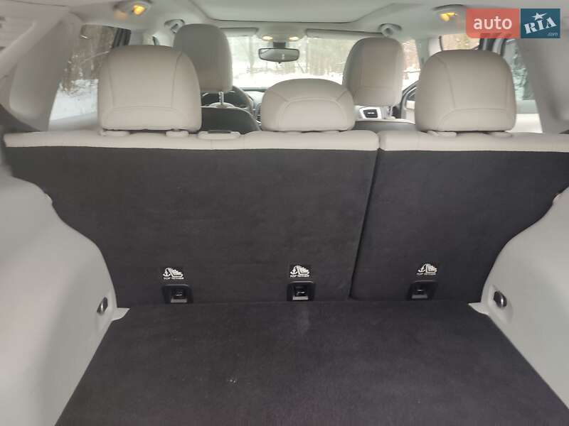 Позашляховик / Кросовер Jeep Compass 2017 в Києві фото 51 Позашляховик / Кросовер Jeep Compass 2017 в Києві