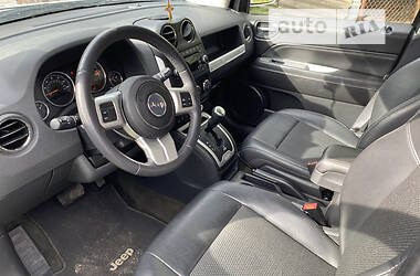 Позашляховик / Кросовер Jeep Compass 2016 в 