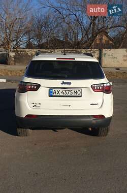 Внедорожник / Кроссовер Jeep Compass 2017 в Харькове