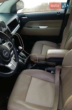 Внедорожник / Кроссовер Jeep Compass 2016 в 