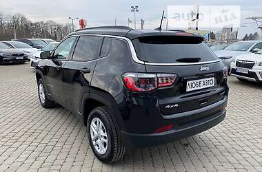 Внедорожник / Кроссовер Jeep Compass 2020 в 