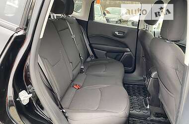 Внедорожник / Кроссовер Jeep Compass 2020 в 