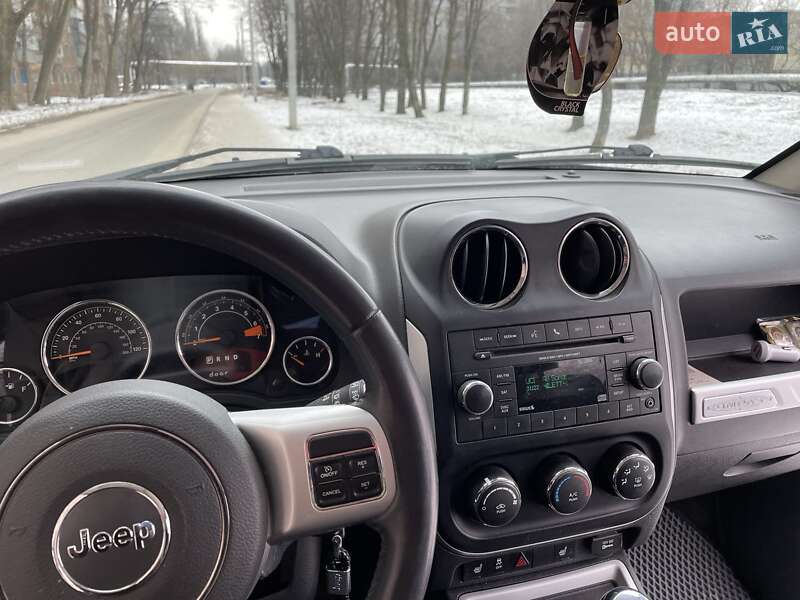 Внедорожник / Кроссовер Jeep Compass 2016 в Днепре