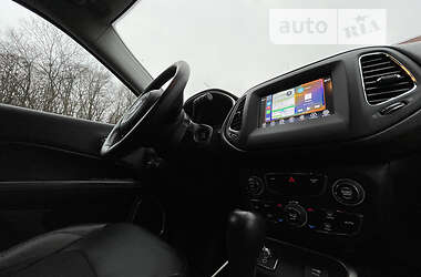 Внедорожник / Кроссовер Jeep Compass 2018 в Киеве