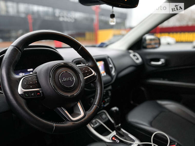 Внедорожник / Кроссовер Jeep Compass 2018 в Киеве