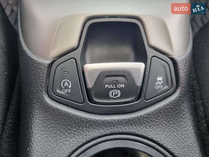 Внедорожник / Кроссовер Jeep Compass 2019 в Киеве