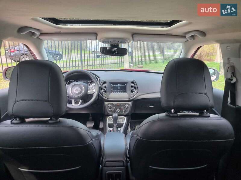 Внедорожник / Кроссовер Jeep Compass 2019 в Киеве