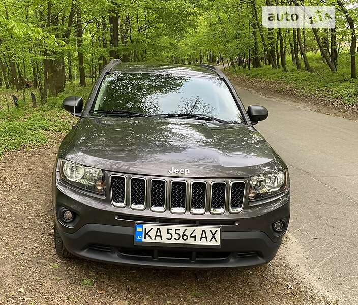 Внедорожник / Кроссовер Jeep Compass 2016 в Киеве